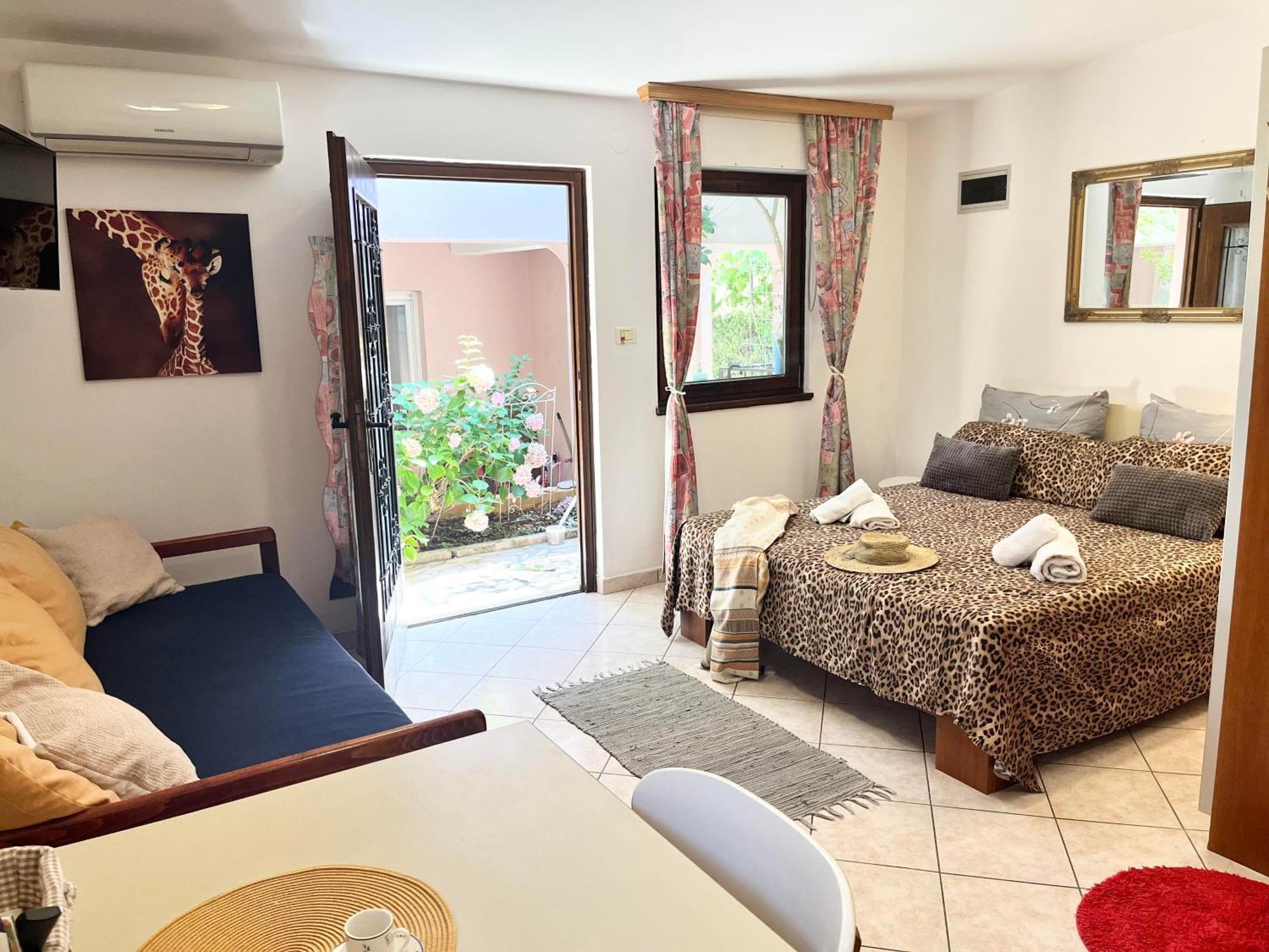 Biba Apartments Пула Екстериор снимка